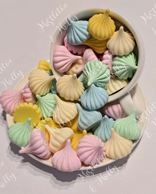 Faux Meringue Cabochon